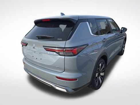 New 2026 Mitsubishi Outlander SE image 5