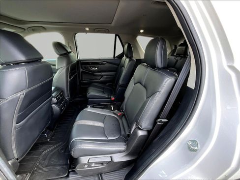Used 2023 Honda Pilot Touring image 22