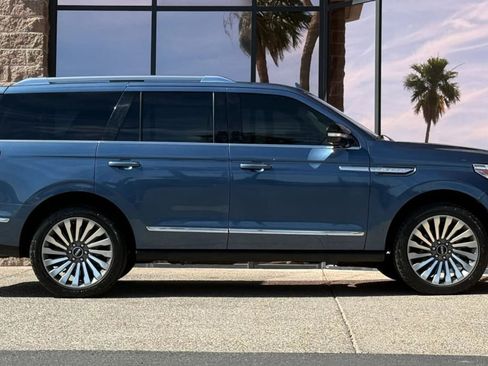 Used 2020 Lincoln Navigator Reserve w/ Luxury Package AWD/4WD image 15