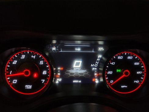 Used 2020 Dodge Charger SXT w/ Blacktop Package RWD image 23