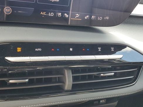 New 2026 Buick Enclave Avenir w/ Super Cruise Package FWD image 23