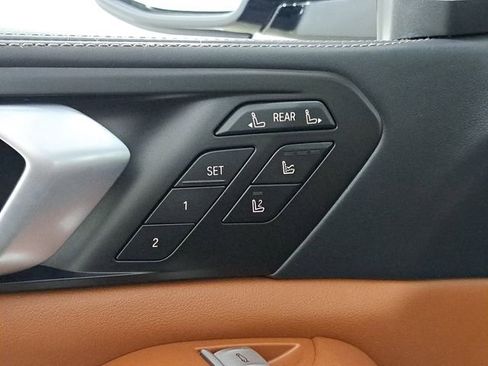 Used 2025 BMW ALPINA XB7 ALPINA XB7 image 27