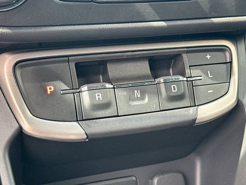 Used 2024 GMC Terrain Denali w/ Denali Premium Package AWD/4WD image 32