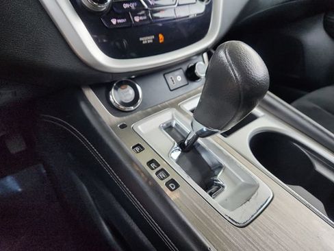 Used 2018 Nissan Murano S AWD/4WD image 42