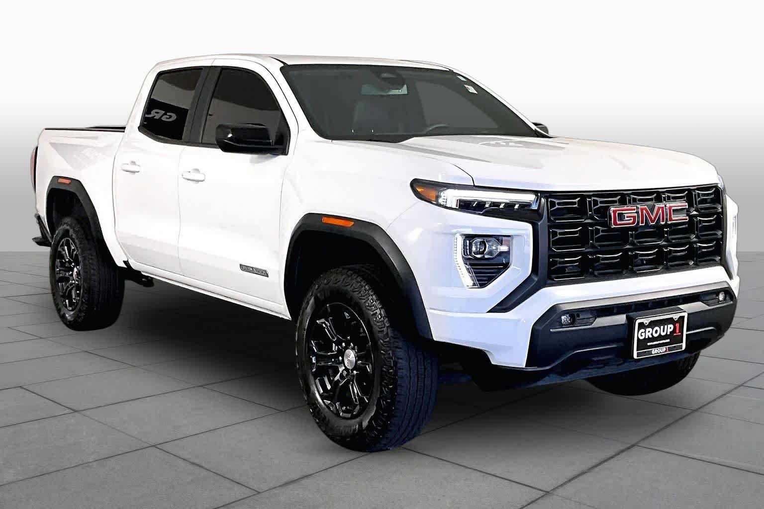 Used 2024 GMC Canyon Elevation w/ Elevation Premium Package RWD image 3