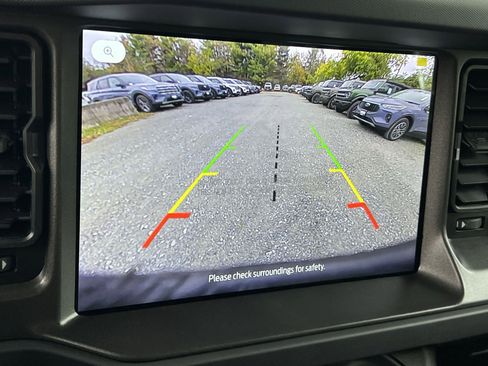 New 2025 Ford Bronco 4-Door image 19