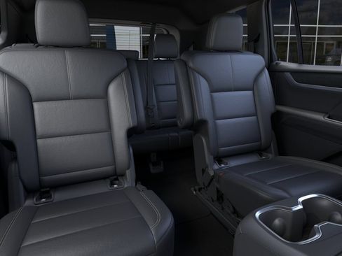 New 2026 GMC Acadia Elevation w/ Black Edition FWD image 17