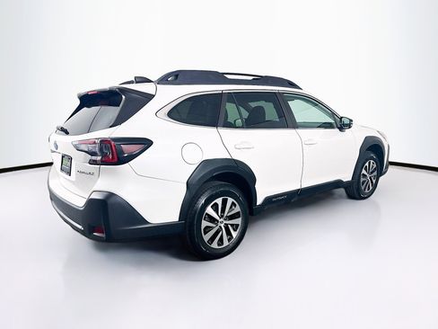 Used 2023 Subaru Outback Premium AWD/4WD image 9