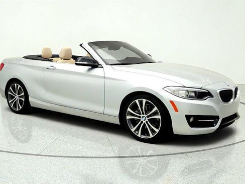 Used 2015 BMW 228i Convertible RWD image 3