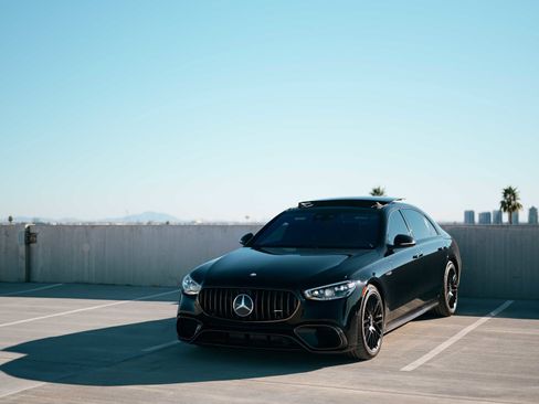 Used 2024 Mercedes-Benz S 63 AMG S image 9