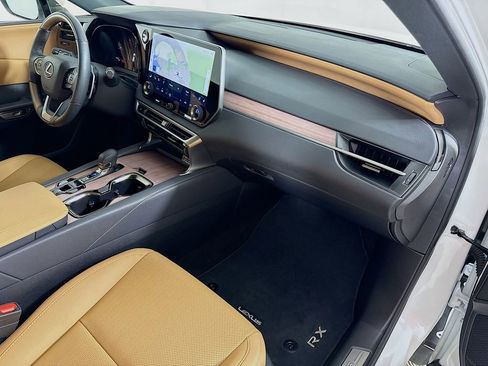 Used 2025 Lexus RX 350 Premium image 31