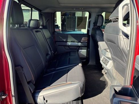 Used 2025 Ford F250 Lariat w/ Lariat Ultimate Package image 37