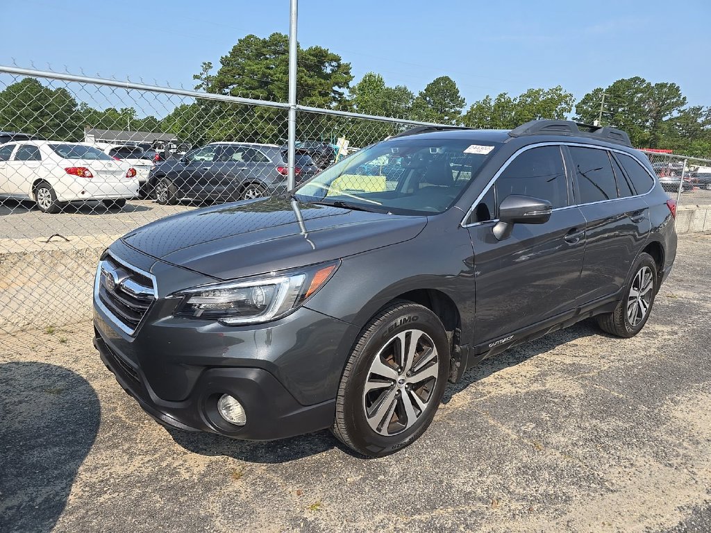 Used 2019 Subaru Outback 3.6R Limited w/ Popular Package #2 AWD/4WD image 2
