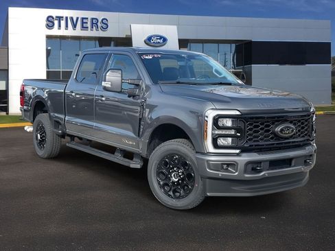 New 2026 Ford F250 Lariat w/ Black Appearance Package AWD/4WD image 1
