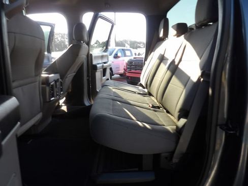Certified 2017 Ford F250 XLT w/ XLT Value Package AWD/4WD image 33