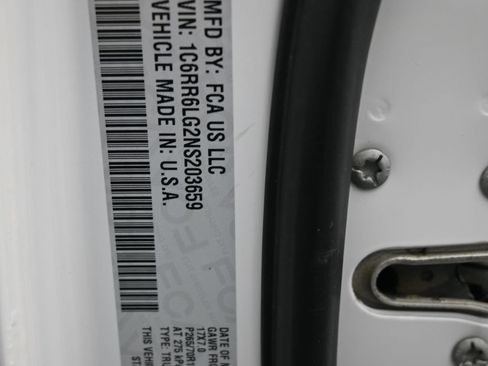 Used 2022 RAM 1500 Classic SLT image 20