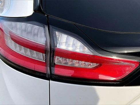 Used 2024 Ford Edge SEL image 30