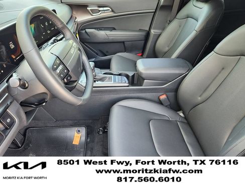 New 2026 Kia Sportage EX FWD image 9