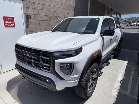 Used 2024 GMC Canyon AT4 w/ AT4 Premium Package AWD/4WD image 1