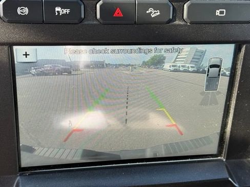 Used 2017 Ford F350 XLT w/ XLT Premium Package AWD/4WD image 3