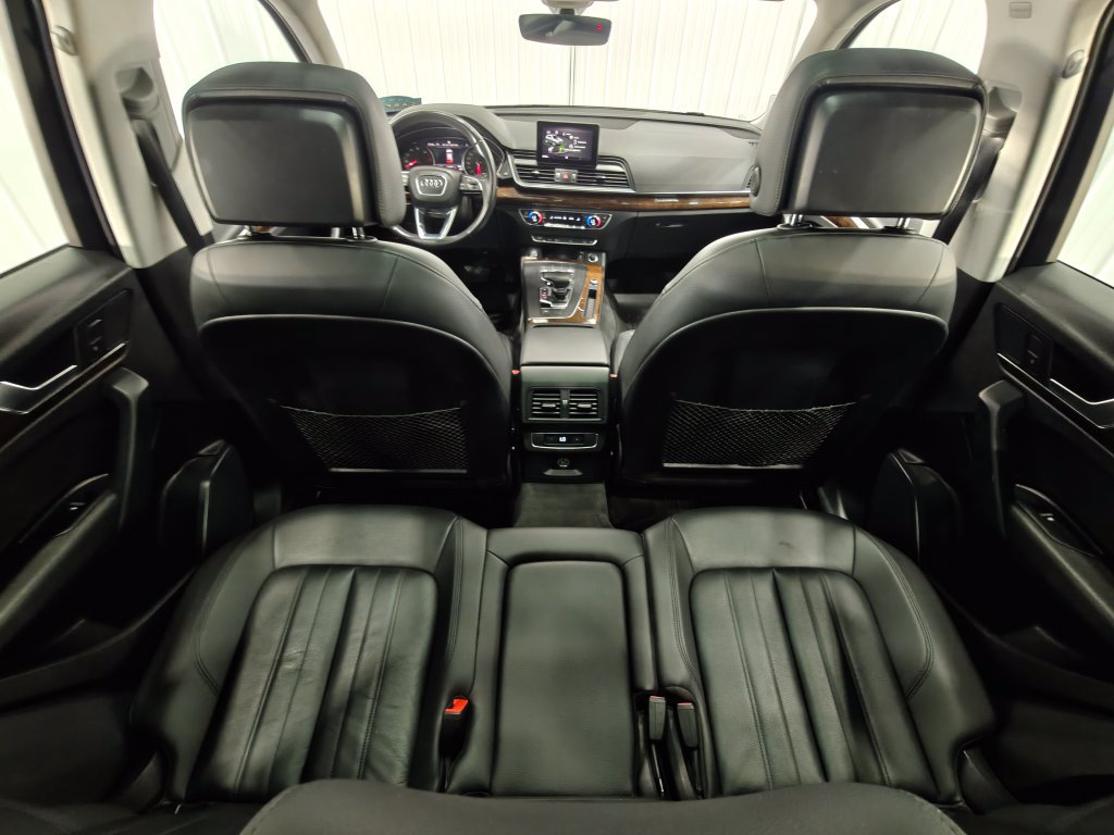Used 2020 Audi Q5 2.0T Premium AWD/4WD image 31