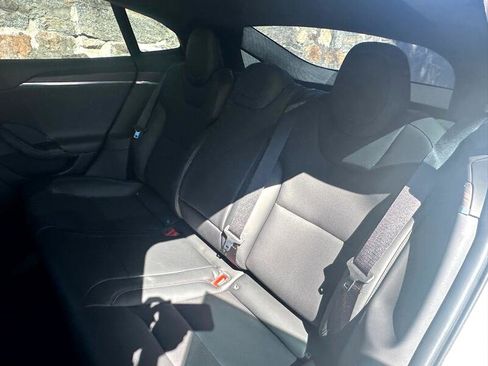 Used 2022 Tesla Model S AWD image 43