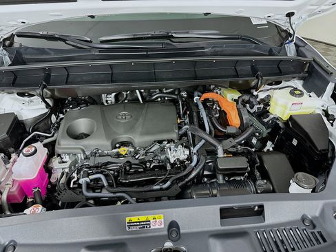New 2026 Toyota Highlander Platinum image 33