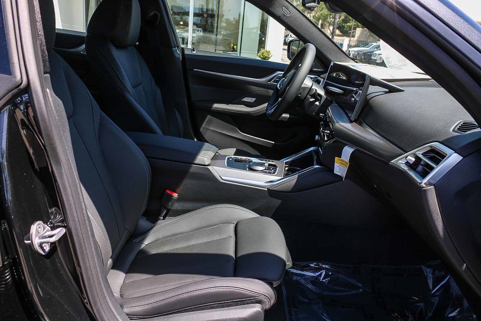 New 2026 BMW i4 xDrive40i w/ M Sport Package AWD/4WD image 16