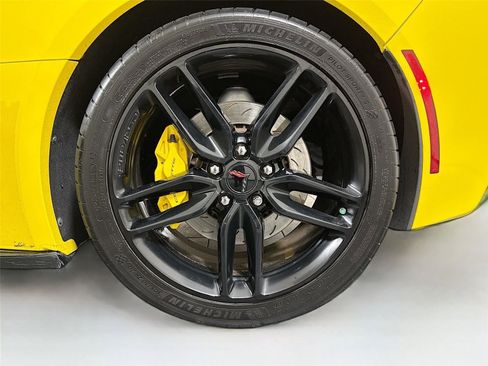Used 2016 Chevrolet Corvette Stingray Coupe w/ 2LT Preferred Equipment Group RWD image 26