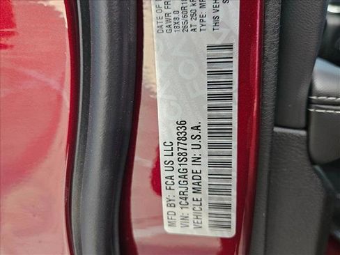 New 2025 Jeep Grand Cherokee Altitude image 15