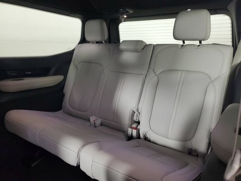 New 2026 Jeep Grand Wagoneer Summit AWD/4WD image 13