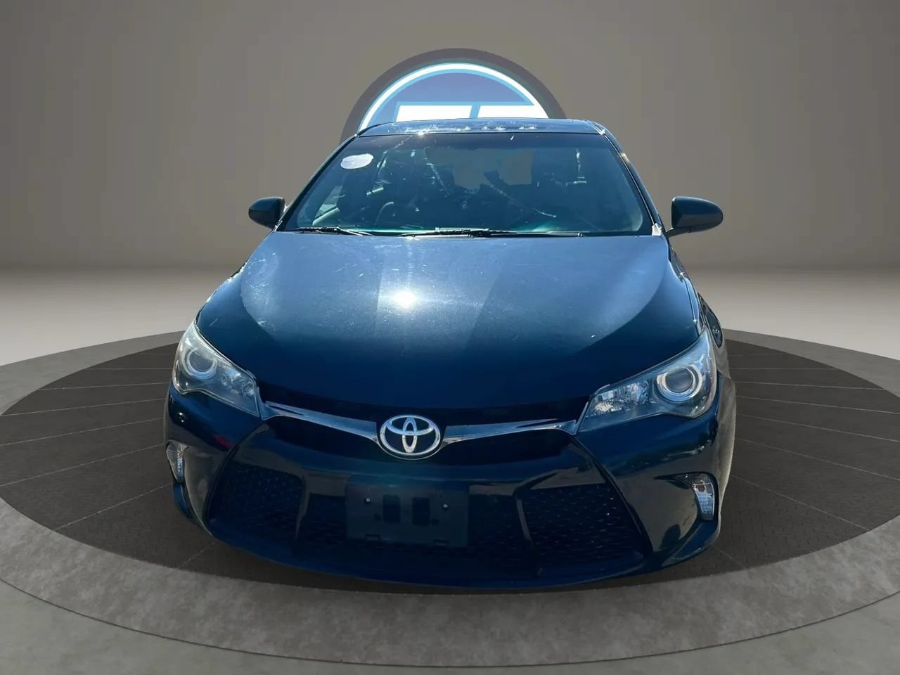 Used 2016 Toyota Camry SE w/ Moonroof Package FWD image 7