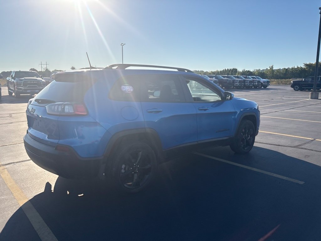 Used 2021 Jeep Cherokee Latitude Plus AWD/4WD image 13