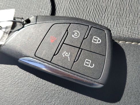 Used 2025 Buick Enclave Sport Touring image 36