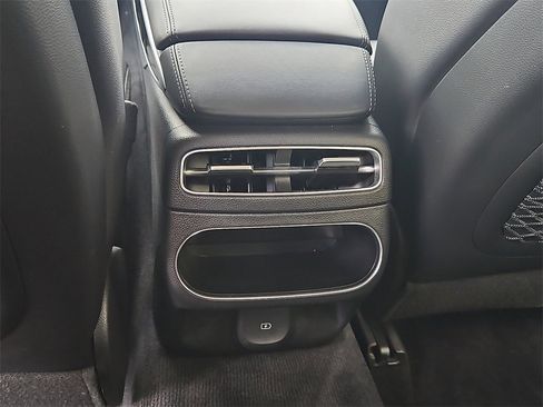 Used 2025 Genesis GV70 2.5T image 19