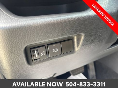 Certified 2020 Toyota RAV4 XLE FWD image 27