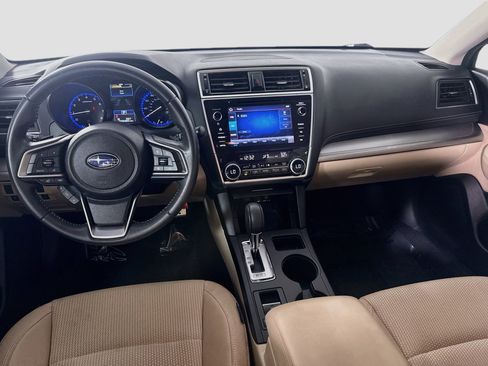 Used 2019 Subaru Outback 2.5i Premium AWD/4WD image 17