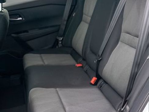 New 2026 Nissan Rogue SV w/ Cold Weather Package AWD/4WD image 6