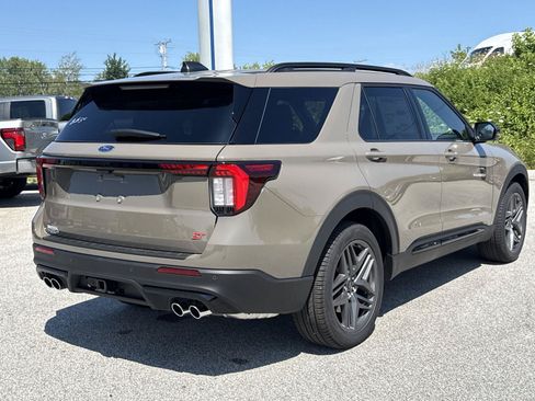 New 2026 Ford Explorer ST w/ Sun And Sound Package AWD/4WD image 7