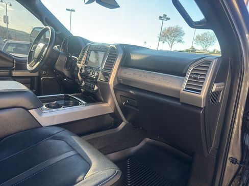 Used 2017 Ford F350 Platinum w/ Platinum Ultimate Package image 34