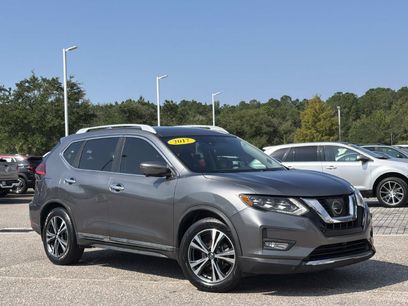 Used 2017 Nissan Rogue SL w/ SL Premium Package