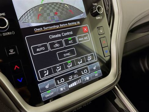 Certified 2025 Subaru Outback Premium AWD/4WD image 18