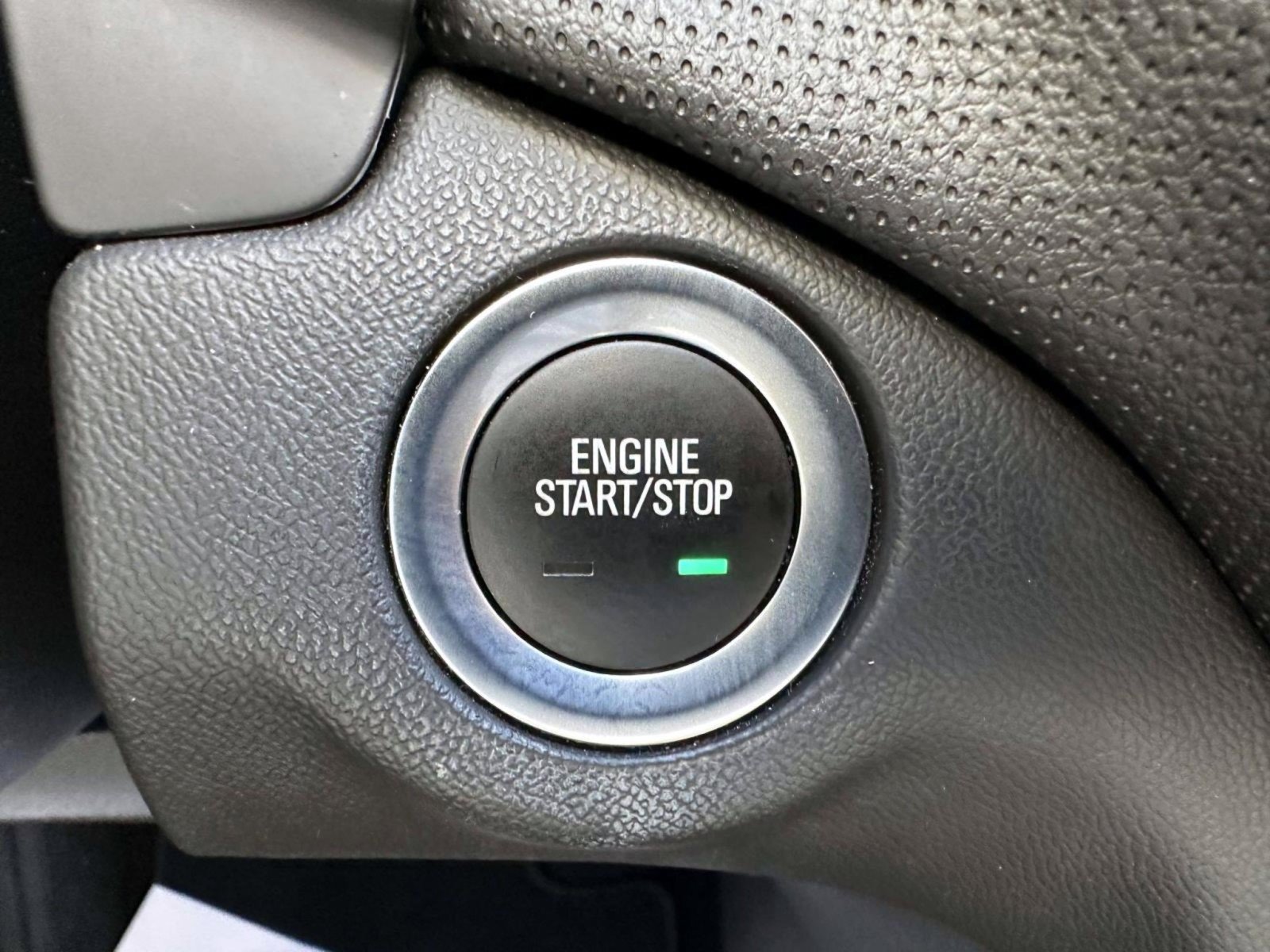 Used 2024 Chevrolet Equinox Premier AWD/4WD image 22