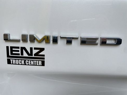 Used 2021 RAM 1500 Limited AWD/4WD image 9