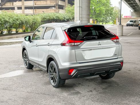 Used 2023 Mitsubishi Eclipse Cross LE AWD/4WD image 14