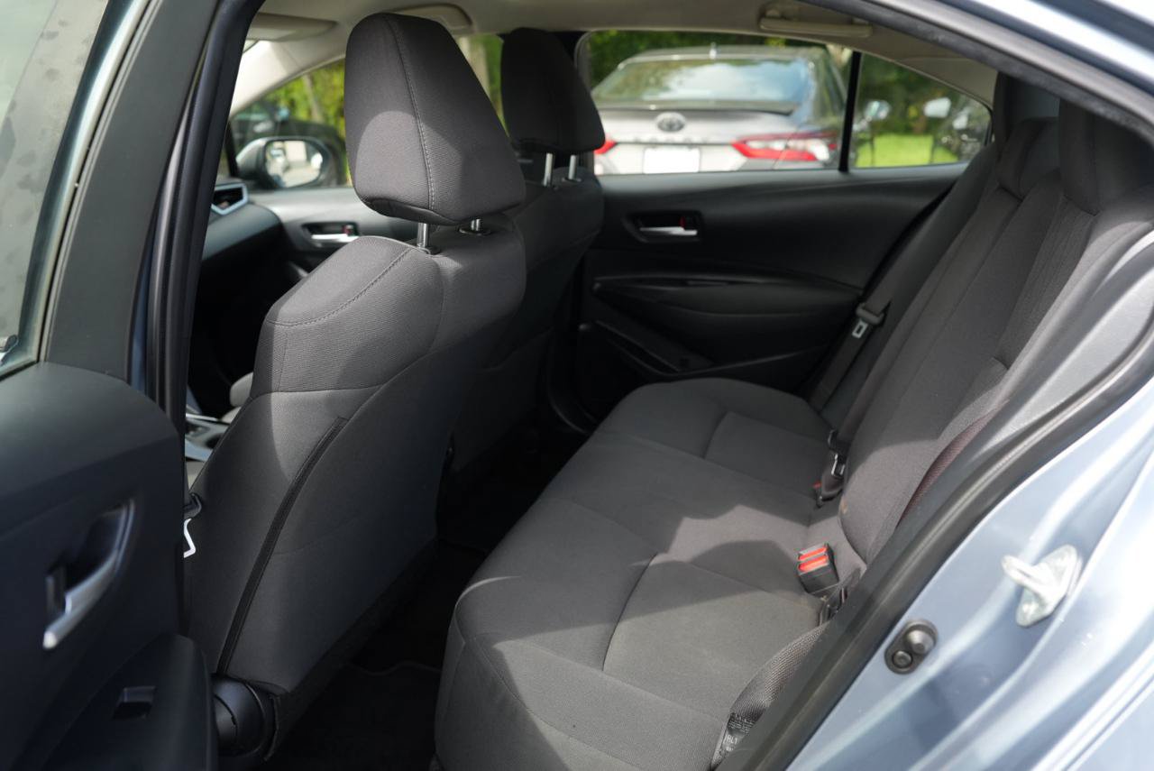 Used 2020 Toyota Corolla LE FWD image 25