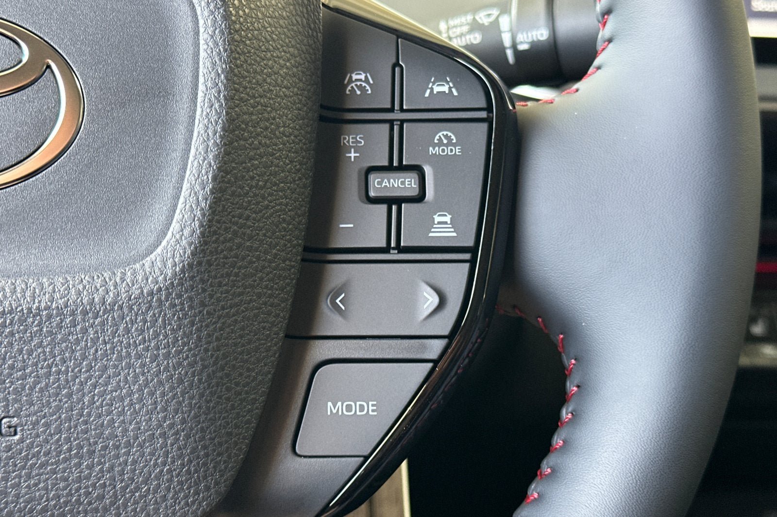 New 2027 Toyota Prius Plug-In Hybrid w/ Limited Premium Package FWD image 28