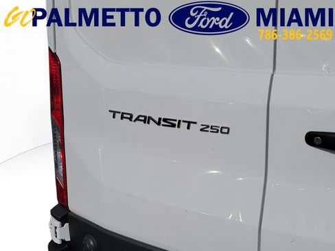 Used 2024 Ford Transit 250 148 High Roof w/ Load Area Protection Package RWD image 7