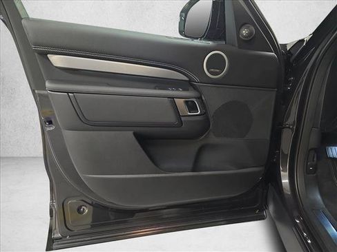 New 2026 Land Rover Discovery Limited Edition AWD/4WD image 28