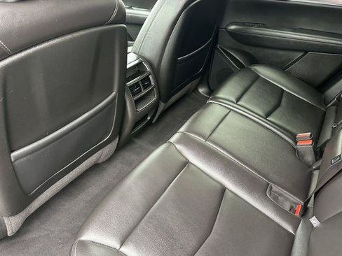Used 2023 Cadillac XT5 Luxury FWD image 12